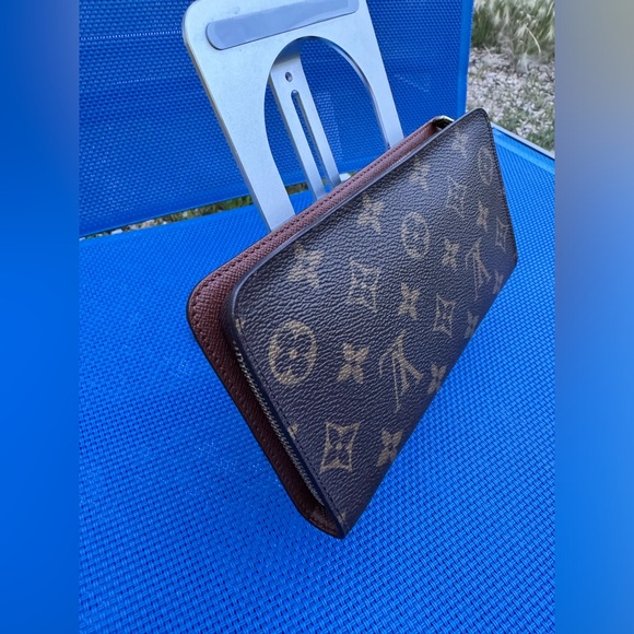 🙏Louis Vuitton Zip Long Wallet - Picture 11 of 11
